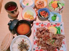 -阿吾罗·月咏精致日料(港汇恒隆广场店)