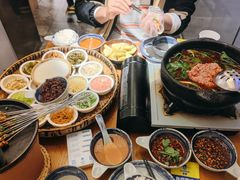 -包整·丝娃娃(一览甲秀楼风景店)