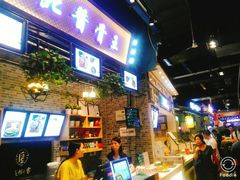 -时尚MEGO商业广场(华新地铁店)