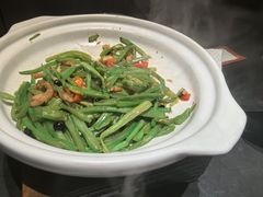 -鸽子侯·家宴·平价海鲜(市图书馆店)