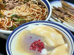 -云阿蛮云南生烫牛肉米线(奉贤路店)