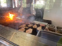 -Ribs & Burgers The Rocks