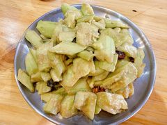 麻酱黄瓜-老姑砂锅·烧烤天津菜(体北道店)