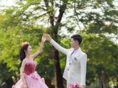 -经典婚纱摄影美学馆·私人定制