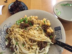 -重庆小面·抄手(解放碑好吃街店)