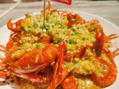 -老街烧烤大排档·地道湖北菜·龙虾馆(汉口火车站店)