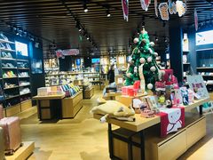 -九木杂物社(恒隆广场店)