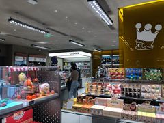 -泡泡玛特POPMART(蓝色港湾店)