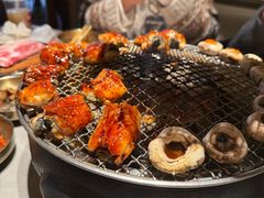 -草家酱蟹炭火烤肉店(珲春南路一店)