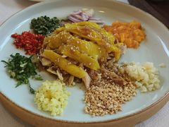 景颇柠檬手撕鸡-云腾食府·云南菜