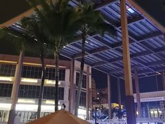 -观澜湖新城运动奥莱区