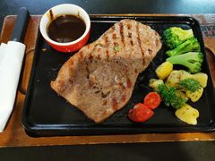 -必胜客(骡马市店)