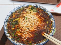 -伊穆祥牛肉面总店·清真