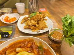 -喇喇排骨火锅·传统韩式脊骨汤(望京西园总店)