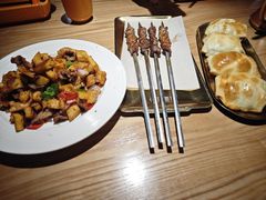 -谷丽麦馕新疆菜·清真(步步高梅溪新天地店)