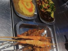 -马路牙子烧烤音乐酒馆(望京店)