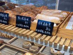 -焙丽拾光(麦凯乐直营店)