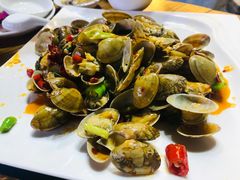 -范饭椰林川湘味海鲜·椰子鸡(三亚湾椰梦长廊店)