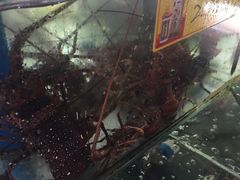 -岛中岛·海鲜大排档·万宁老字号(东澳店)