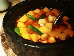 石锅沃豆腐-桂满陇-十里风荷(合生汇店)