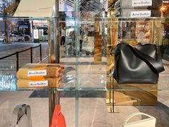 -Acne Studios(芮欧百货店)
