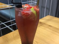 法式复合梅苏打-JANS意式简餐厅·惠灵顿牛排