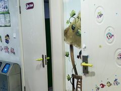 -乐悠游亲子游泳俱乐部