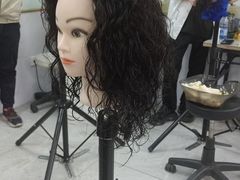 -首脑美容美发化妆美甲培训学校(龙岗校区)