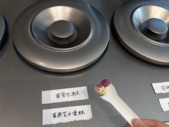 -喜茶(上海打浦桥日月光gelato lab+店)