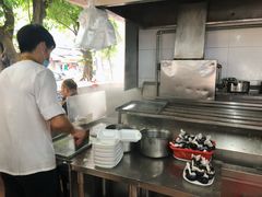 景观位-源记肠粉(华贵路店)