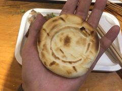 嘎嘣脆白吉馍-木屋烧烤(西南角店)