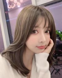 -BULB STUDIO 巴柏明星发型工作室