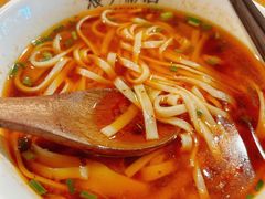 -矮子粉店1985·长沙米粉(湘春路店)
