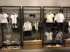 -URBAN REVIVO(佛山南海万达广场店)