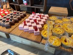 -筠咖啡西餐厅(上海国展宝龙丽筠酒店)