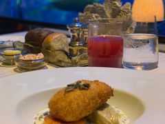 -迪拜帆船酒店海底餐厅