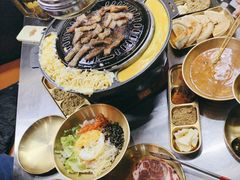 -胡悦里韩式烤肉(芝罘万达广场店)