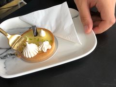 -UNI UNI(环亚凯瑟琳店)