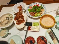 -梅利汴京烤鸭•开封豫菜地标店(东大街店)