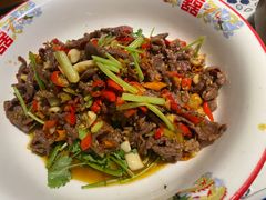 现炒黄牛肉-邻里佬湘(东区店)