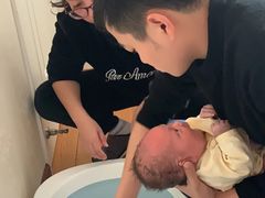 -爱贝尔高端月嫂(母婴护理)