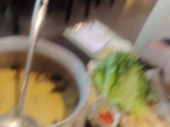 -大头虾越式风味餐厅(光明广场店)