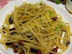 -洪霞餐馆