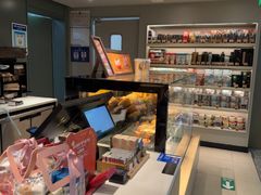 -星巴克(浦东机场T2到达店)