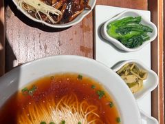 -松鹤面馆·古法焖肉面(观前店)