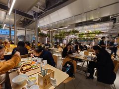 -老乡鸡(上海白玉兰广场店)