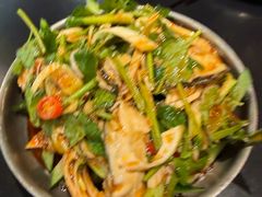 -蚝美人·生蚝海鲜烧烤(茶花园店)