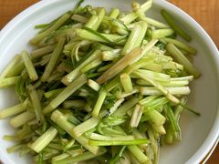 清炒水芹-品鲜村农家菜·阳澄湖大闸蟹(总店)