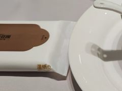 -红鼎豆捞·专注品质海鲜20年(宝丰路店)