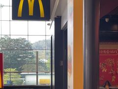 -麦当劳(深圳北站高铁店)